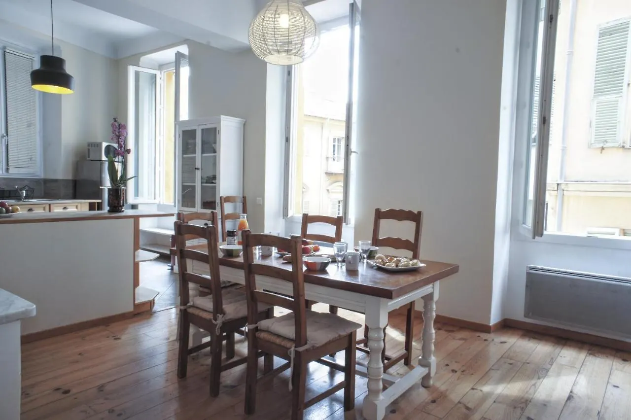 Apartment Ze Perfect Place - Spacieux Appartement - Cours Saleya - 2 Chb - 2 Sdb - Ac Nice