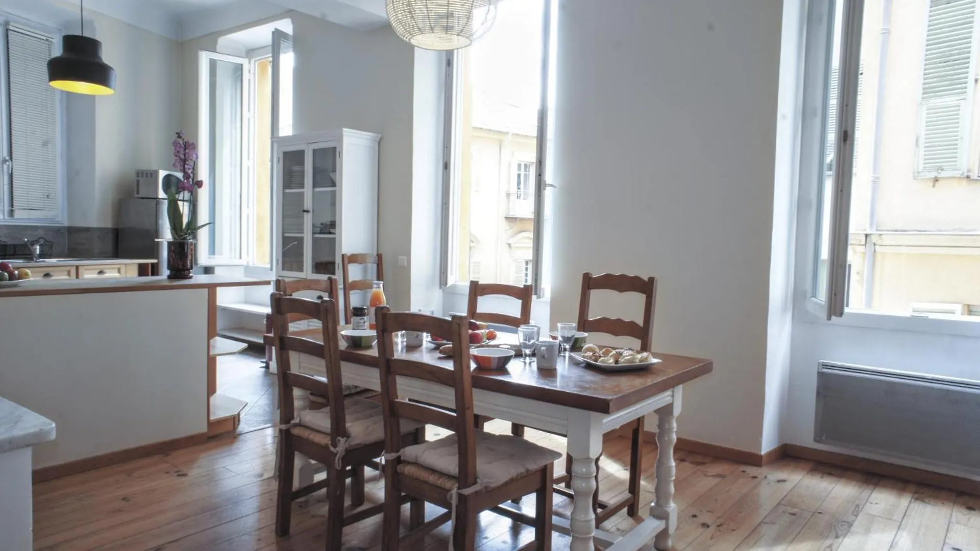 Ze Perfect Place - Spacieux Appartement - Cours Saleya - 2 Chb - 2 Sdb - Ac Nice Apartment