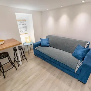 Apartment Vieuxnice 3 Eme Etage Vieilleville Emblematique Hyper Centre, Nice